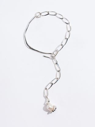 Picture of Pearl Treasure Drop Hook Closure Bracelet
